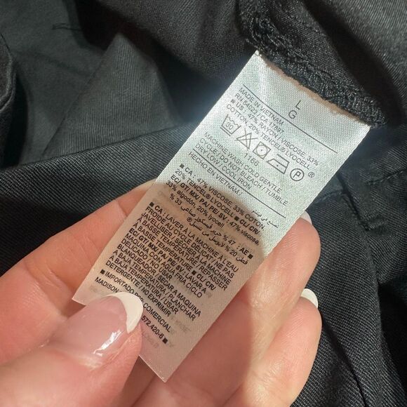 NWT Old Navy Women’s Extra High-Waisted Linen-Blend Taylor Trouser Shorts Size L - Picture 10 of 14